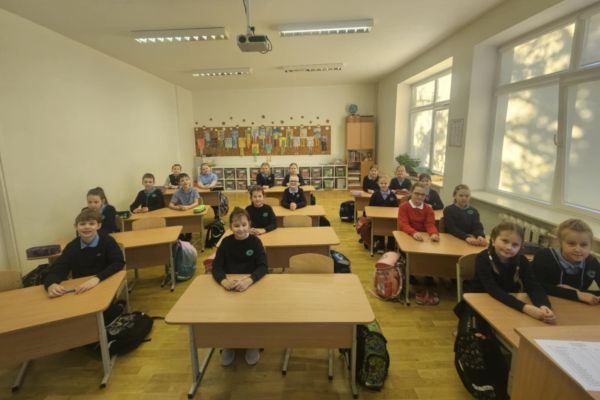 ĮVYKO MOKYKLOS RAŠTINGIAUSIO MOKINIO KONKURSAS