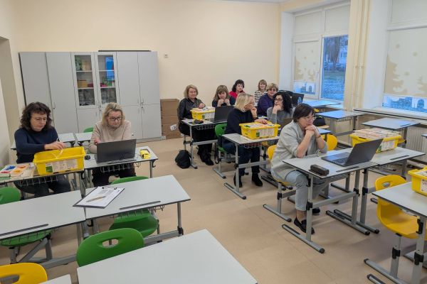 DALYVAUTA LEGO EDUCATION MOKYMUOSE