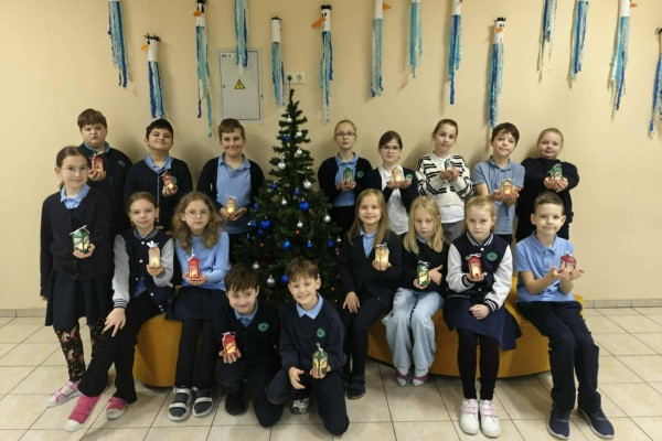 KALĖDINIŲ ŽIBINTŲ EDUKACIJA