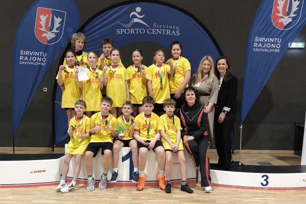 Širvintų pradinė mokykla – Lietuvos kvadrato čempionė!