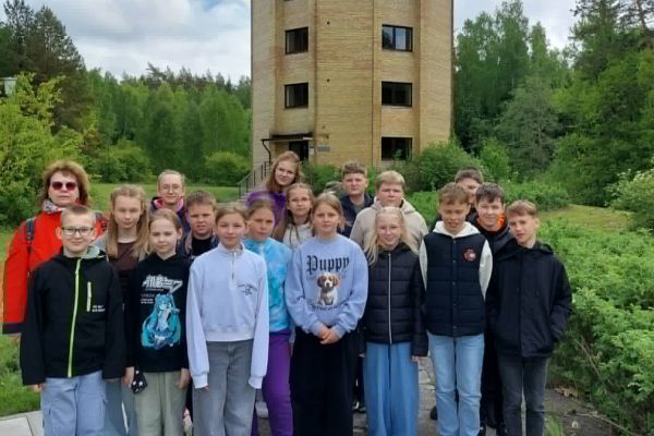 IŠVYKA Į LIETUVOS ETNOKOSMOLOGIJOS MUZIEJŲ IR VILNIAUS UNIVERSITETO MOLĖTŲ ASTRONOMIJOS OBSERVATORIJĄ
