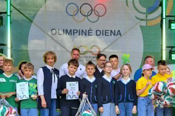 PUIKŪS MŪSŲ MOKYKLOS SPORTINIAI PASIEKIMAI!